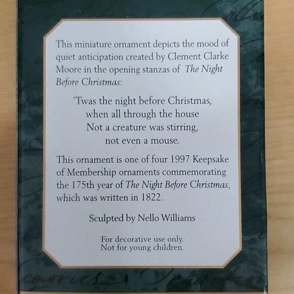 4 hallmark miniature Santa/snowman ornaments - Picture 16 of 16